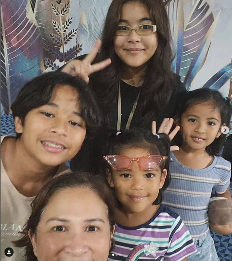 JANICE de Belen and grand children.